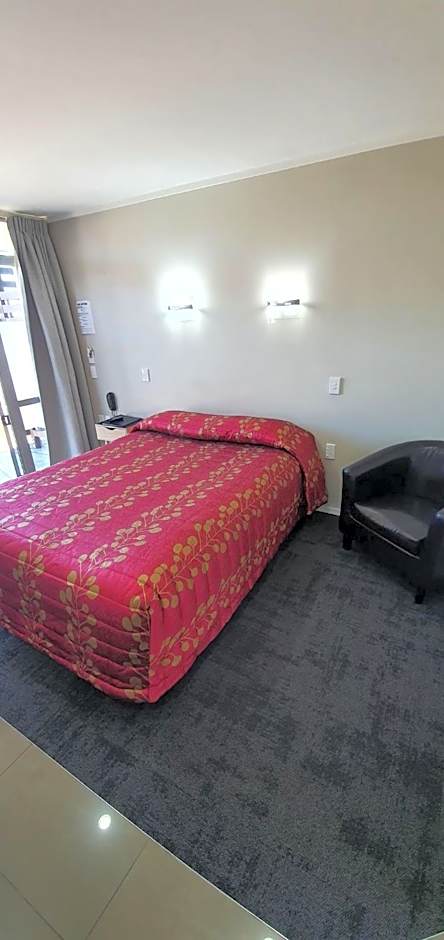 Aspree Motor Inn