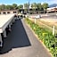 Cairns Motor Inn