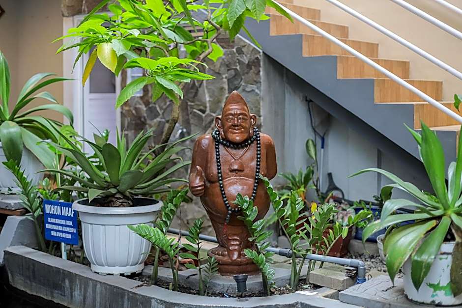 RedDoorz Plus @ Swun Stay Raya Langsep