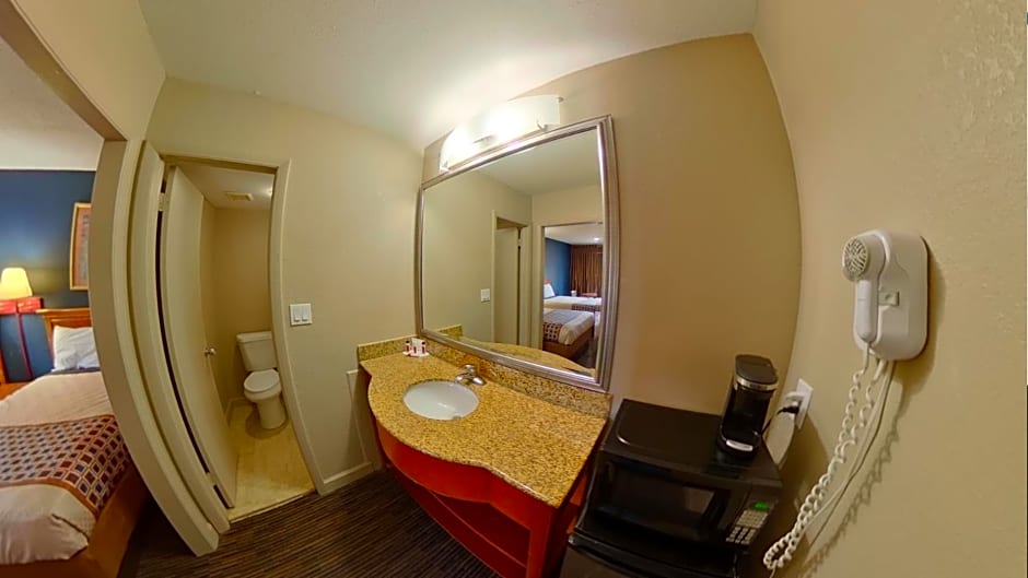 Travelodge by Wyndham Williamsburg Colonial Area