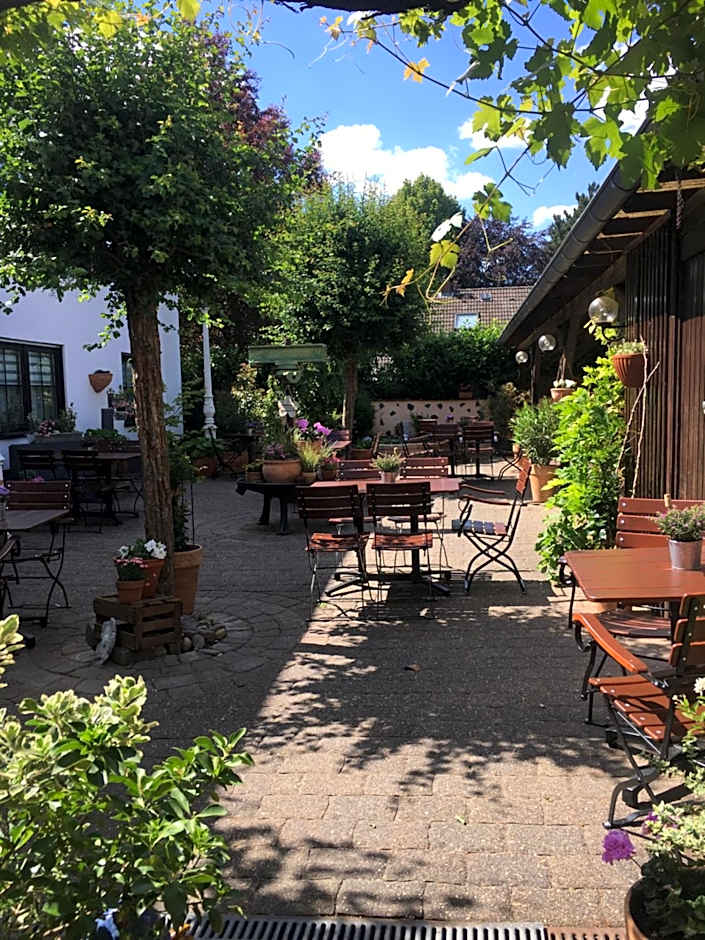 Hotel & Weinhaus Zum Schwarzen Bären