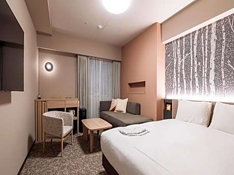 Non-Smoking Deluxe Double - Single Use - Bed Width 160cm