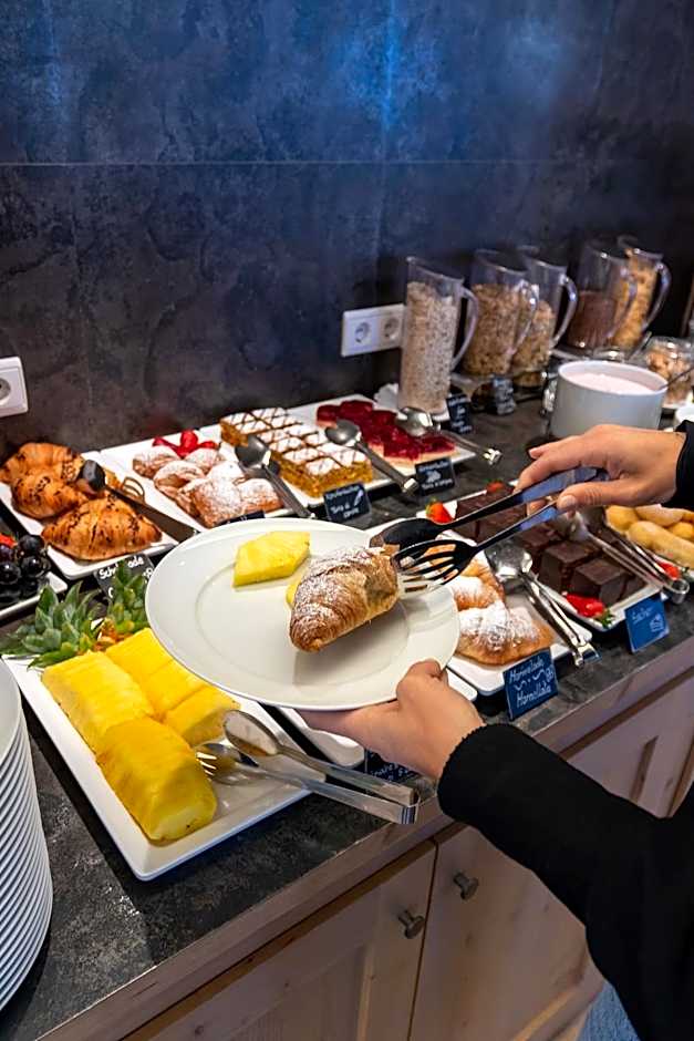 Zin Senfter Residence