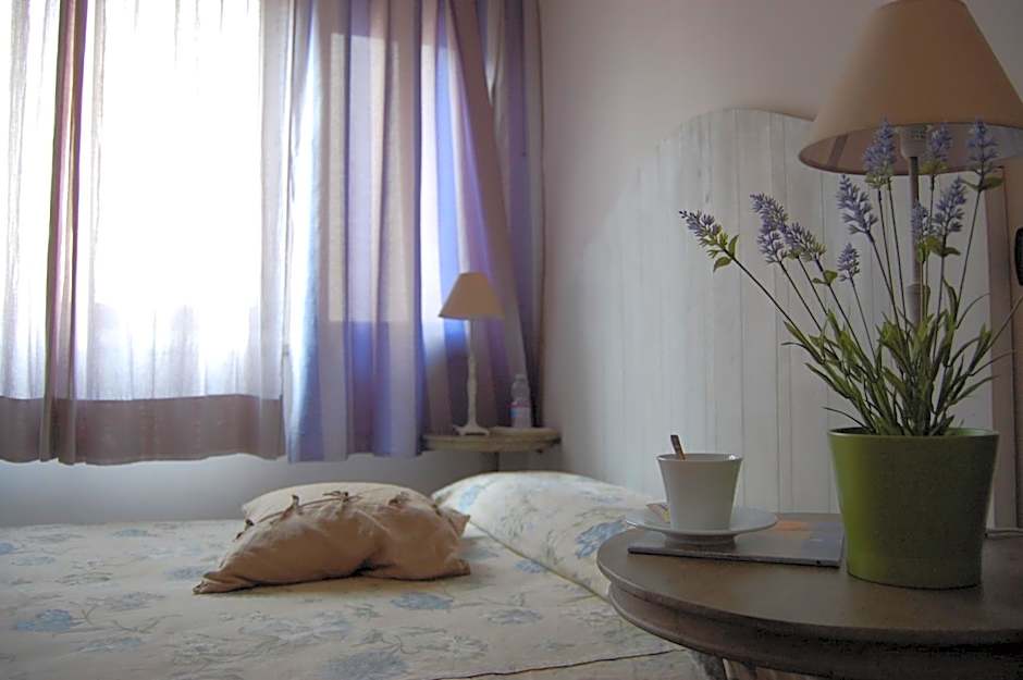 PortAtenea - Atenea Collection