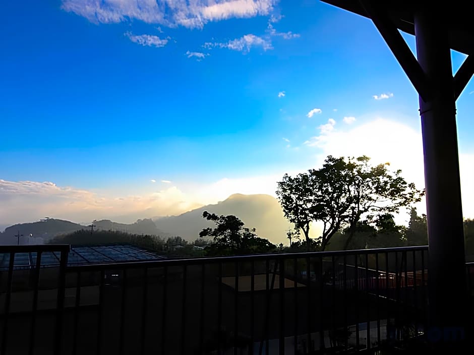 Seeking-Alishan Sunrise