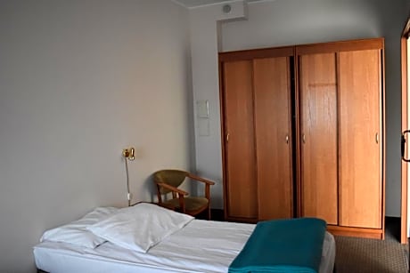 Family Room (4 Adults)