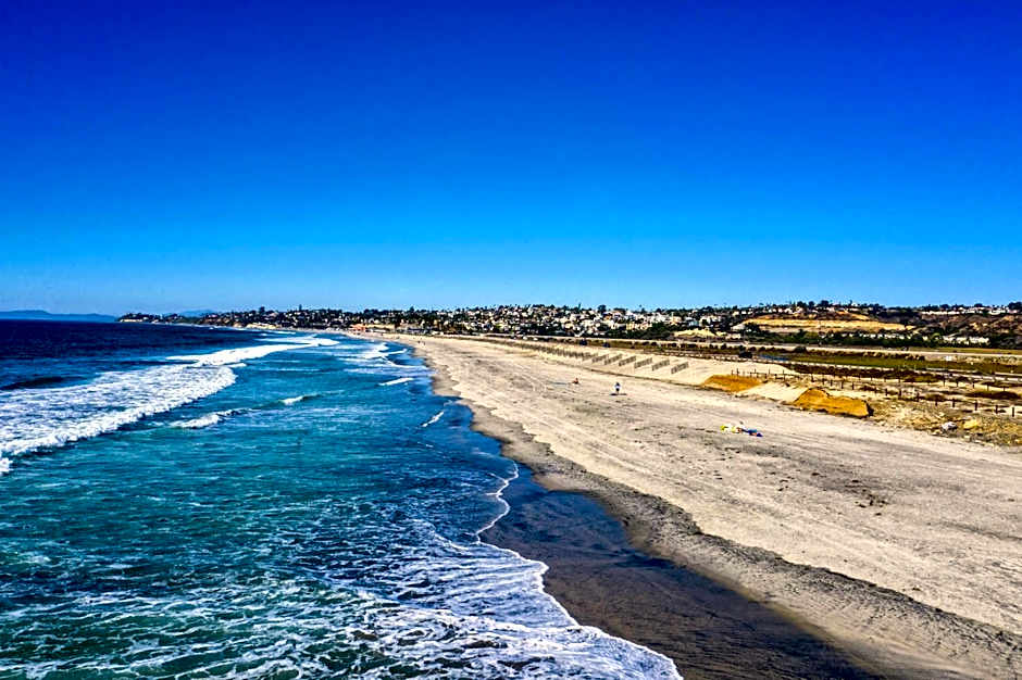 Hampton Inn by Hilton Cardiff Beach Encinitas, CA