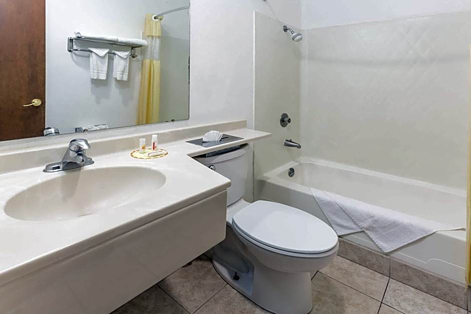 Days Inn by Wyndham Medford