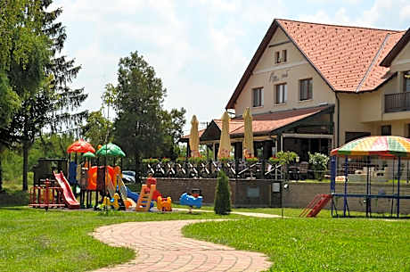 Hotel Moja Čarda