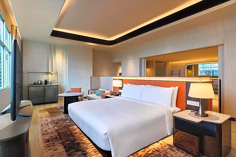 DoubleTree by Hilton Bangkok Ploenchit