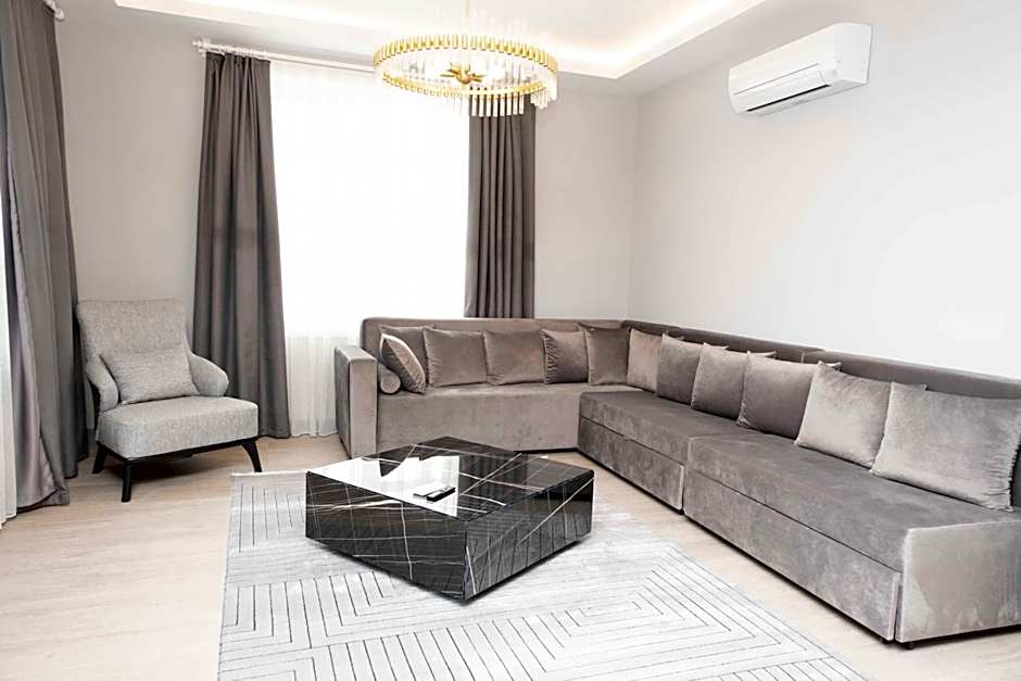 Royal Hayat Hotel Old Town