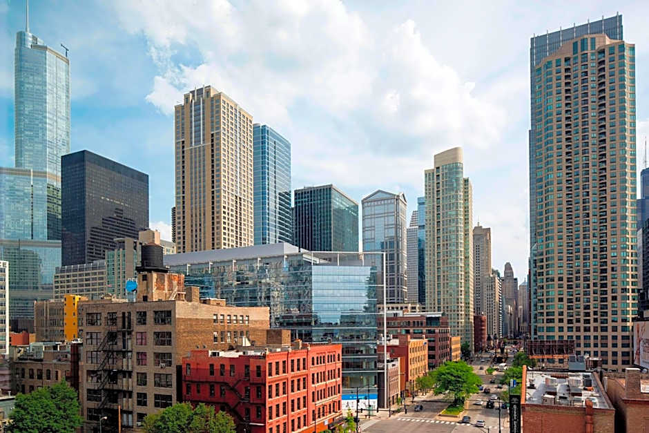 Moxy by Marriott Chicago Downtown