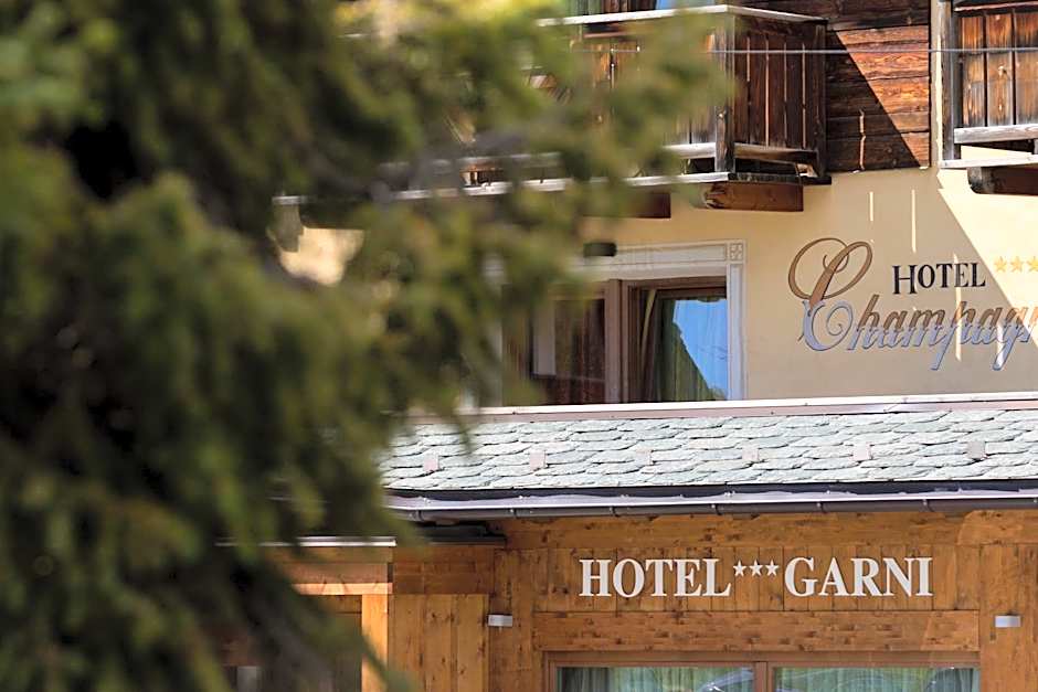 Hotel Champagne