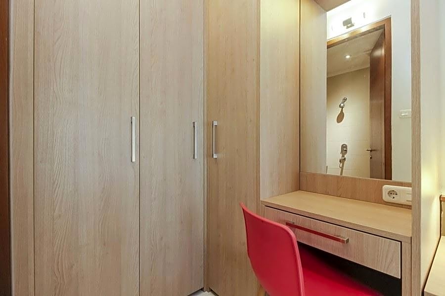 RedDoorz Syariah Plus @ Jatibening