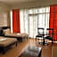 3 Pax Charming Foggy Cold Breeze, Cozy Gardenville Hotel