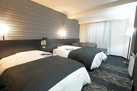 Twin Room - Non-Smoking