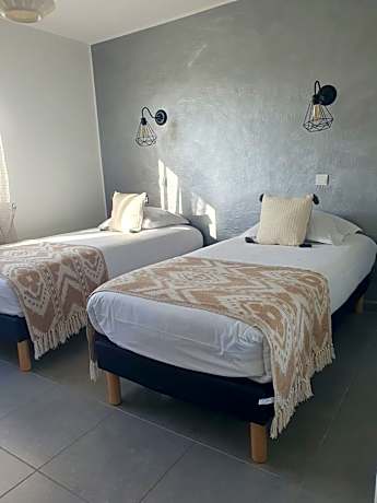 Comfort Triple Room