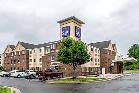 Sleep Inn & Suites Pittsburgh Airport