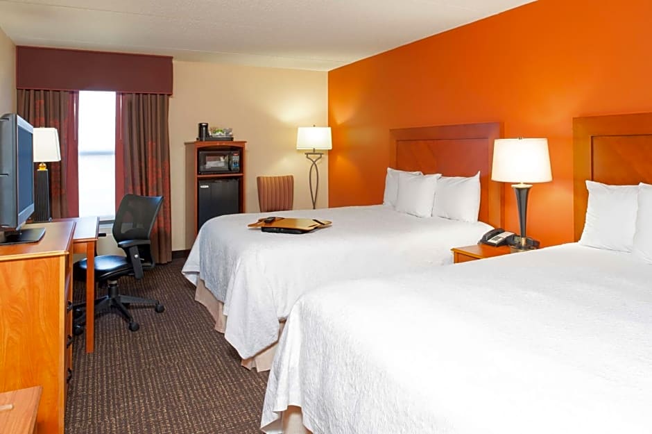 Hampton Inn By Hilton Muskegon