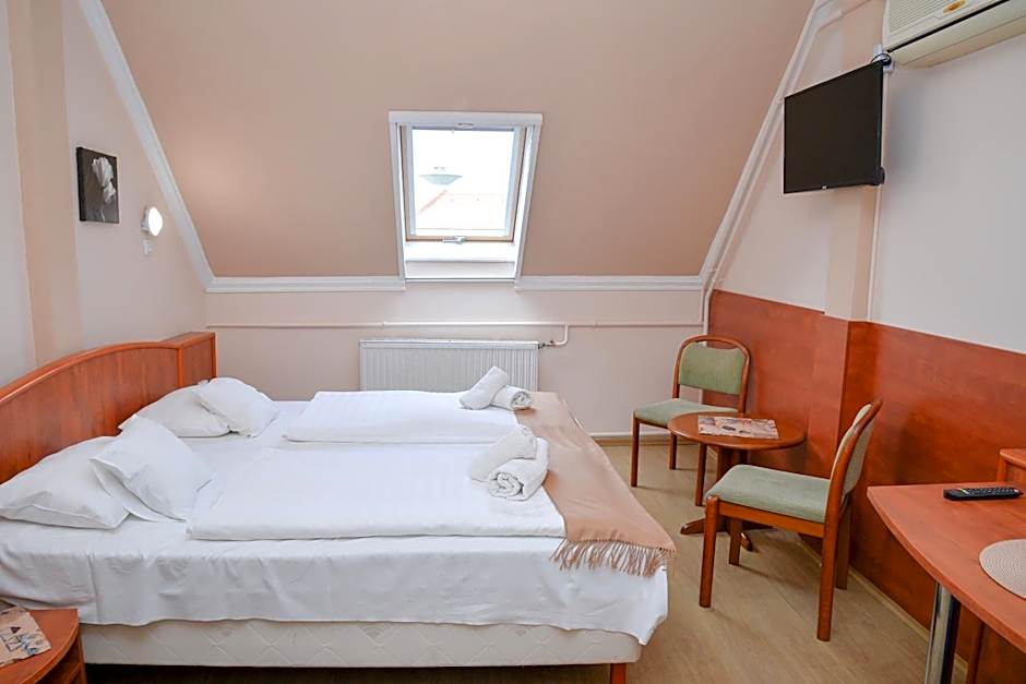 Major Panzió és Étterem