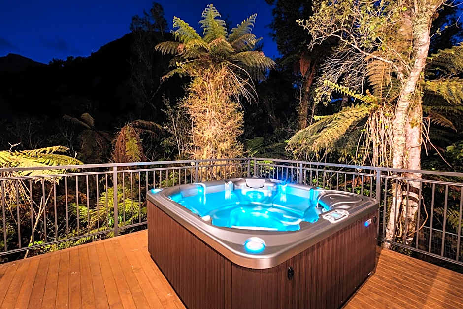 Photo 1 of 14 of Deluxe Spa