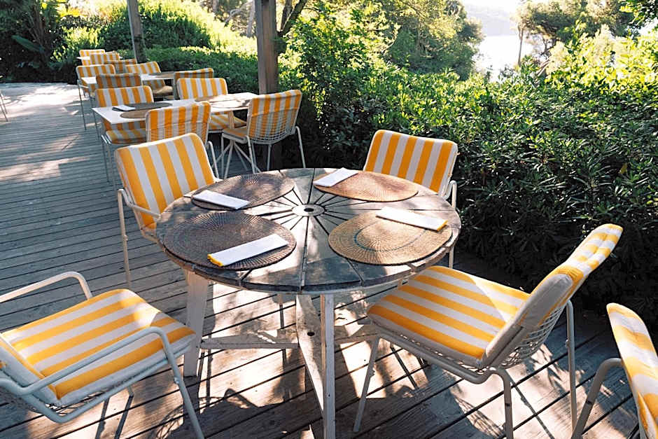 Hôtel Le Provençal - Rénové en 2025 - Bord de Mer