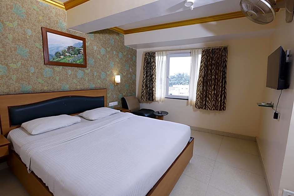 Nahar Manchester Inn