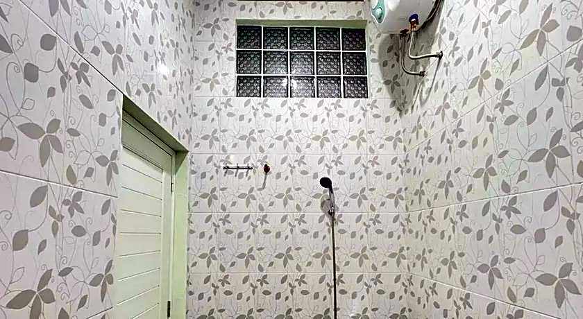 Trubus Guesthouse Syariah Magelang Mitra RedDoorz