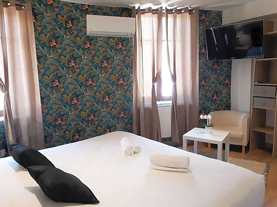 Hotel renaissance martigues
