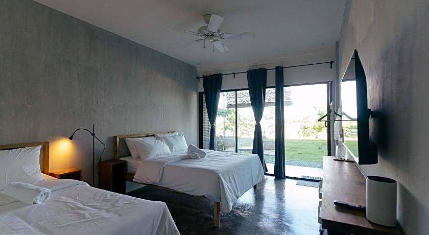 Katig Beachfront Boutique Hotel