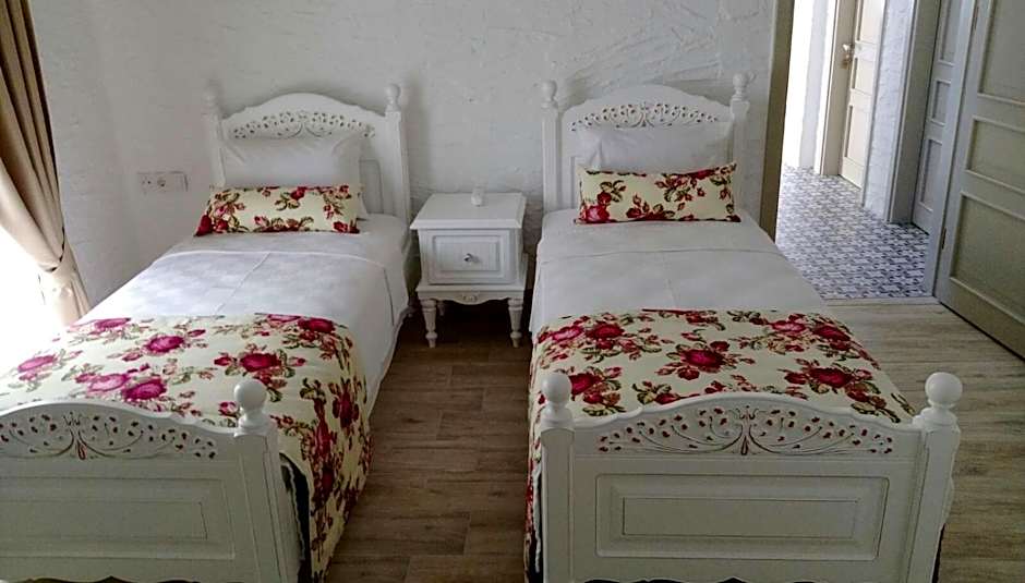 Alya Mou Butik Hotel