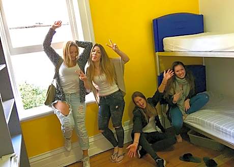 Bed in 4-Bed Female Dormitory Room (age 18-36 years)