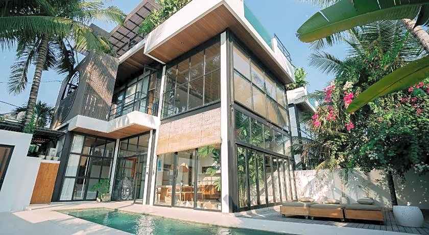 Luxury Baliwood Residence Villas