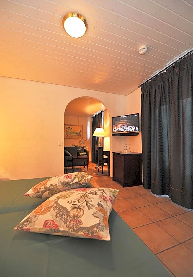 Hotel Ristorante Grotto Serta