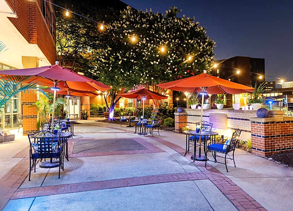 Kellogg Conference Hotel