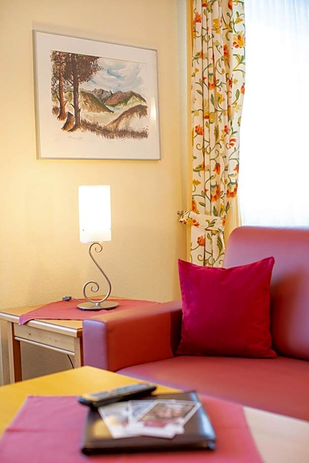 VÖTTER'S HOTEL in Kaprun am Kitzsteinhorn - Skibus direkt