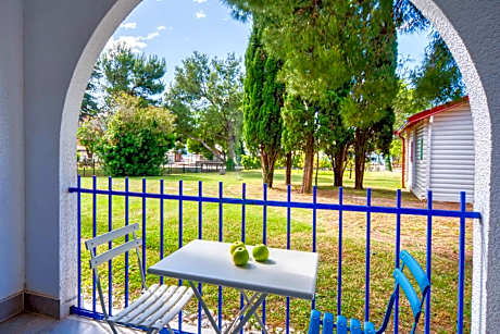 STANDARD ROOM WITH EXTRA BED