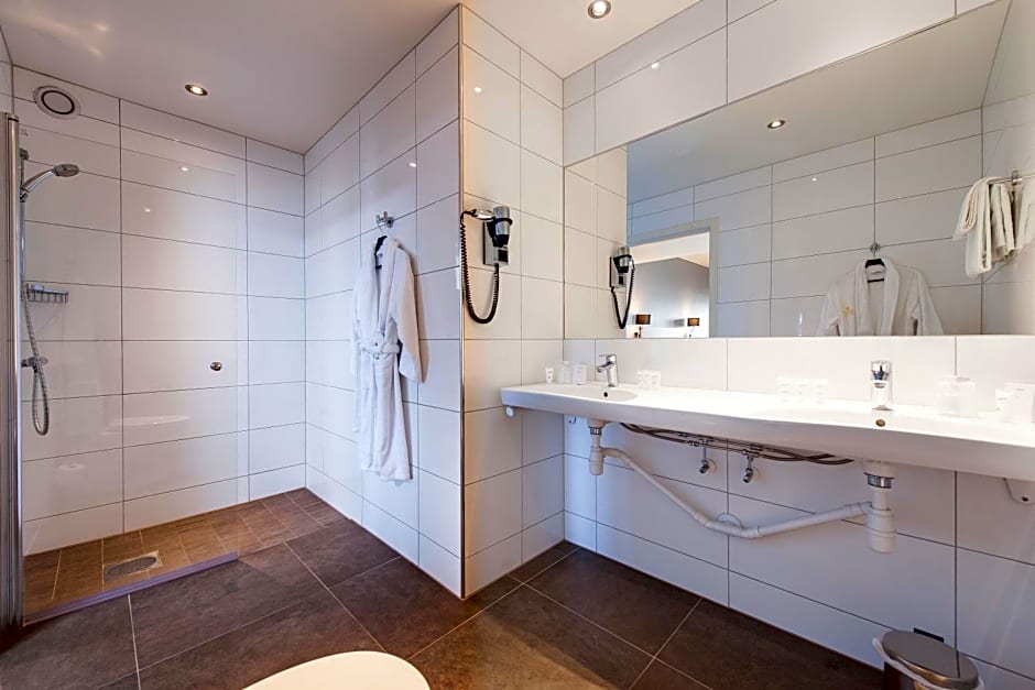 First Hotel Atlantica