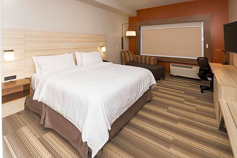 Holiday Inn Express And Suites Auburn By IHG