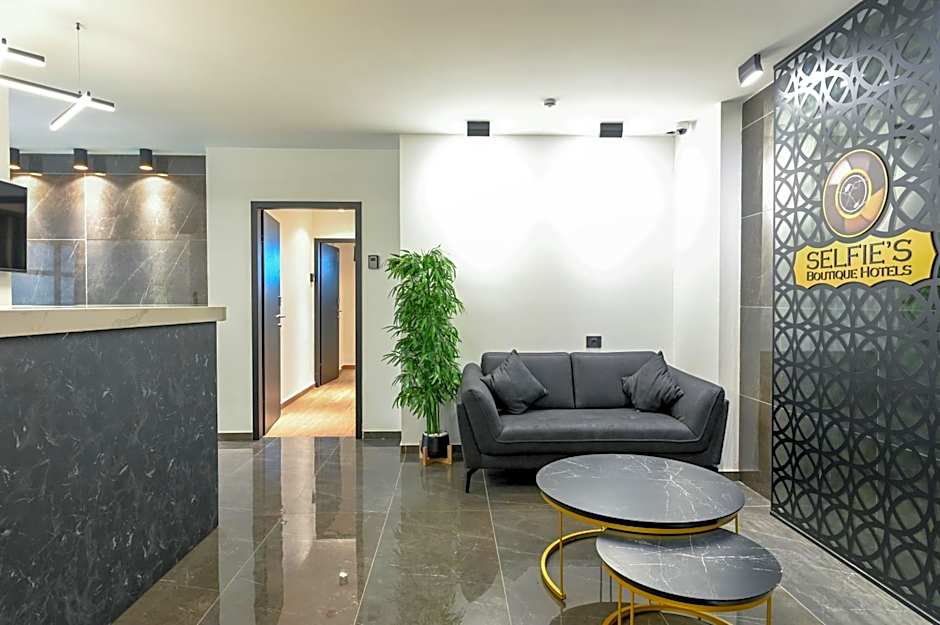 Selfie's Boutique Hotel