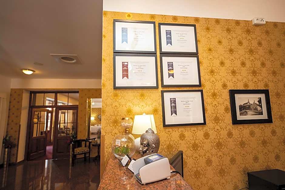 ROMANTIK HOTEL ELEONORA