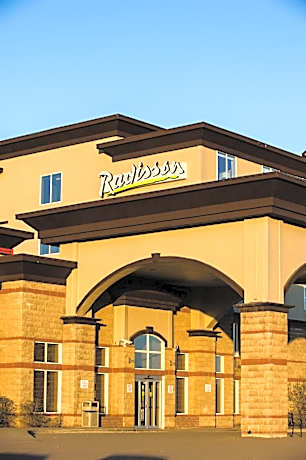 Radisson Hotel & Suites Fort Mcmurray