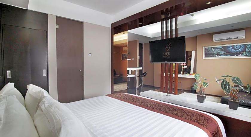 Favor Hotel Makassar City Center by LIFE