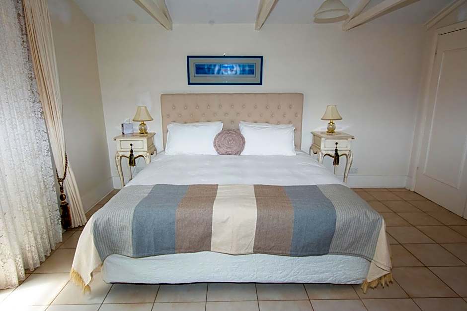 Rosebridge House Bed & Breakfast