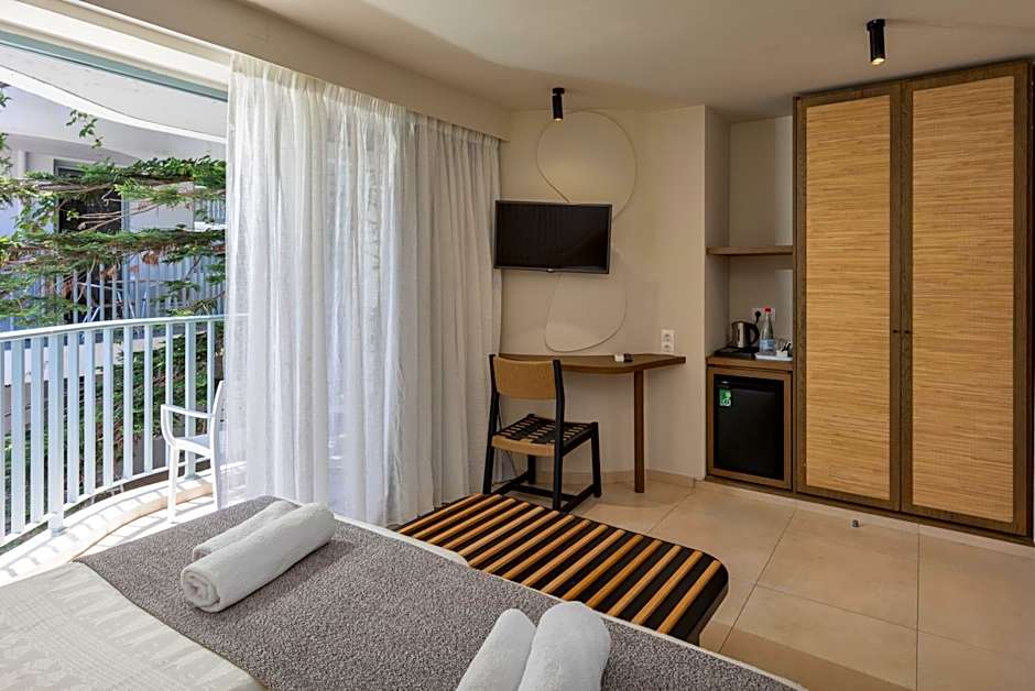 Alia Beach Hotel by Estia