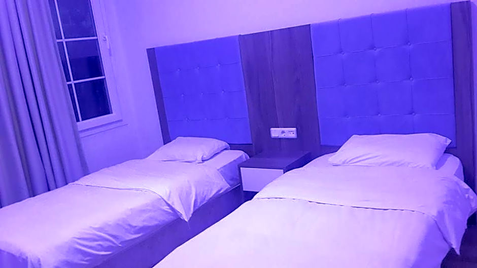 Antikhan Hotel