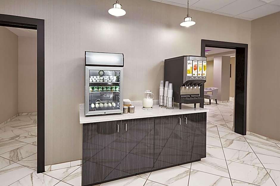 La Quinta Inn & Suites by Wyndham Springfield