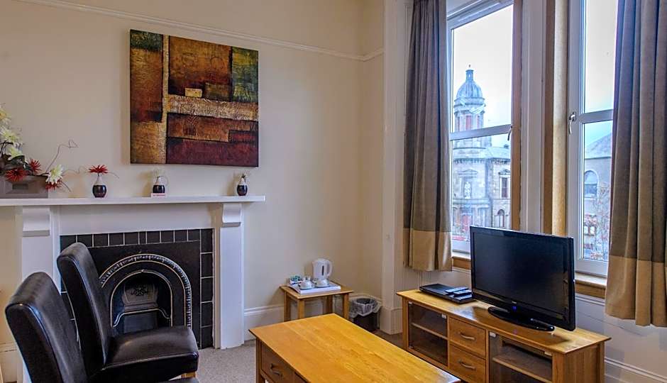 Cheers Cafe Bar & Tavern