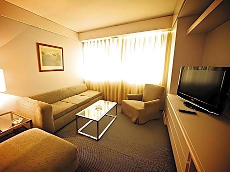 1 Bedroom Apartment (3 Adults)