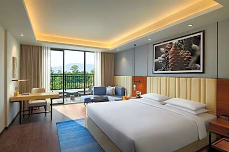 King Room with Balcony